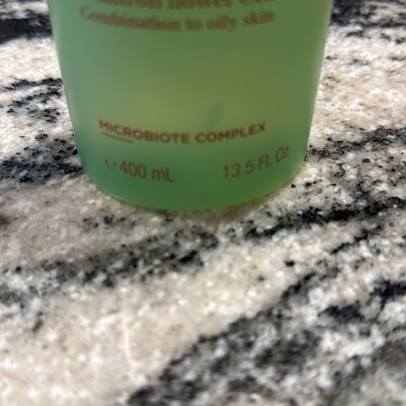 NWT in sealed bottle Claritin’s Toner. Retail $54. Purifying Toning Lotion - Picture 3 of 6